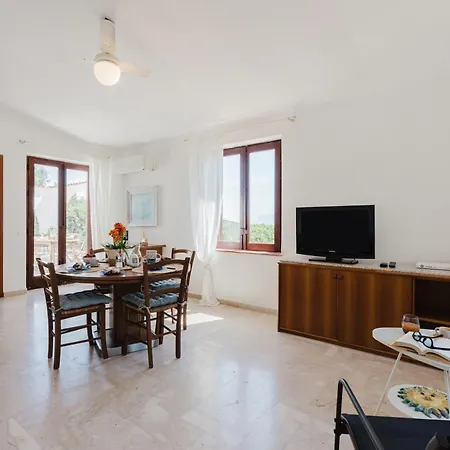 Zingaro Anima Maris, Tra Scopello E Lo Zingaro Apartamento